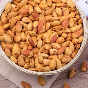 Almonds Nuts Fresh Stock in Bulk Wholesome Sweet Taste Dried Process