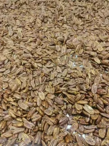 Creamy flavored Pecan Kernels