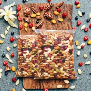 Fried Salty Hard Barrel Packed 8 Types Mixed Nuts and Dried Fruits Peanuts Snacks