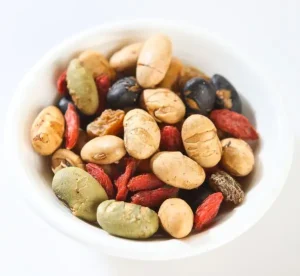 Healthy Vegan Non-GMO Baked Salty Crispy Peanuts with Special Vitamin and Protein in Bag