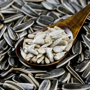 High quality Dried 361 363 T6 Sunflower Seeds ISO Certified Locally Grown China for Human Consumption