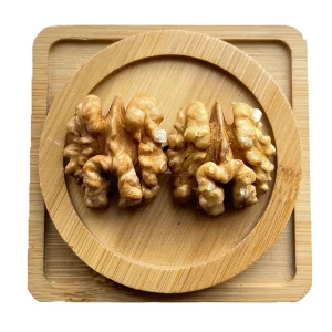OEM Customizable Full Grade Walnut Kernels Raw Shelled Light Halves Quarters Broken Factory Direct Bulk