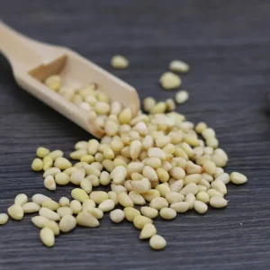 Small Pine Nut Kernels with Plump Fruits and Rich Fragrant Taste 12.5kg